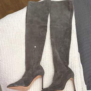 Elegant Gray Over-the-Knee Boots